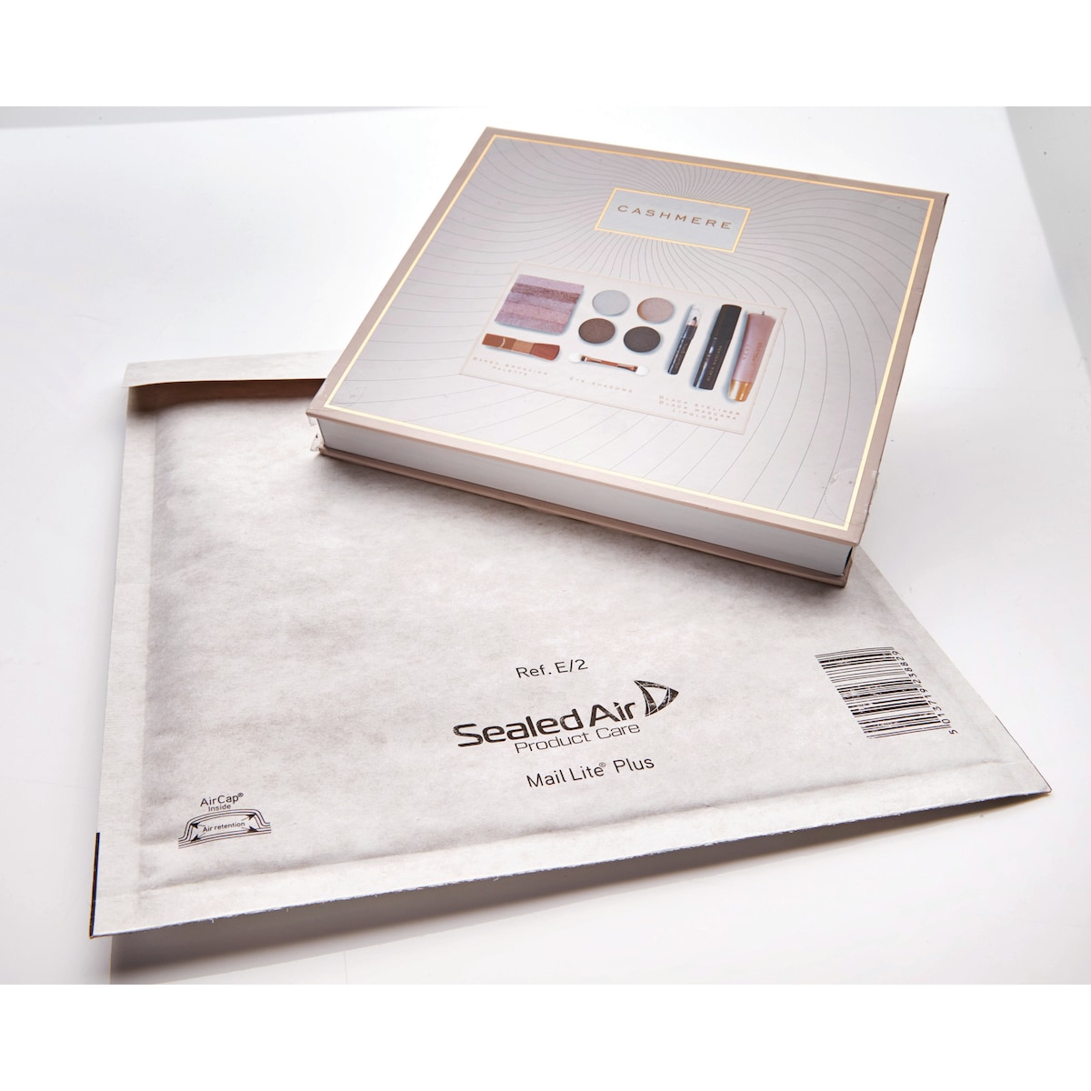 Mail Lite Plus Bubble Lined Postal Bags E/2 220 X 260Mm - Box Of 100 1