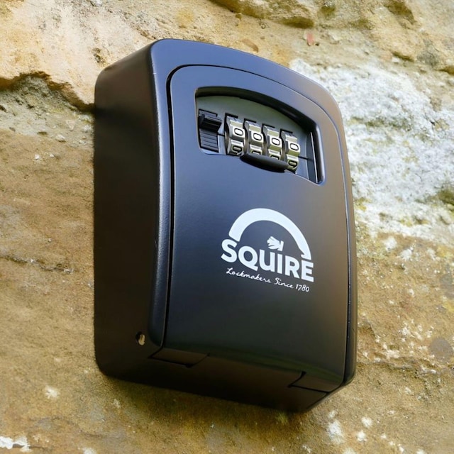 SQUIRE KEYKEEP1 FOUR WHEEL COMBINATION MOUNTED KEYSAFE 1