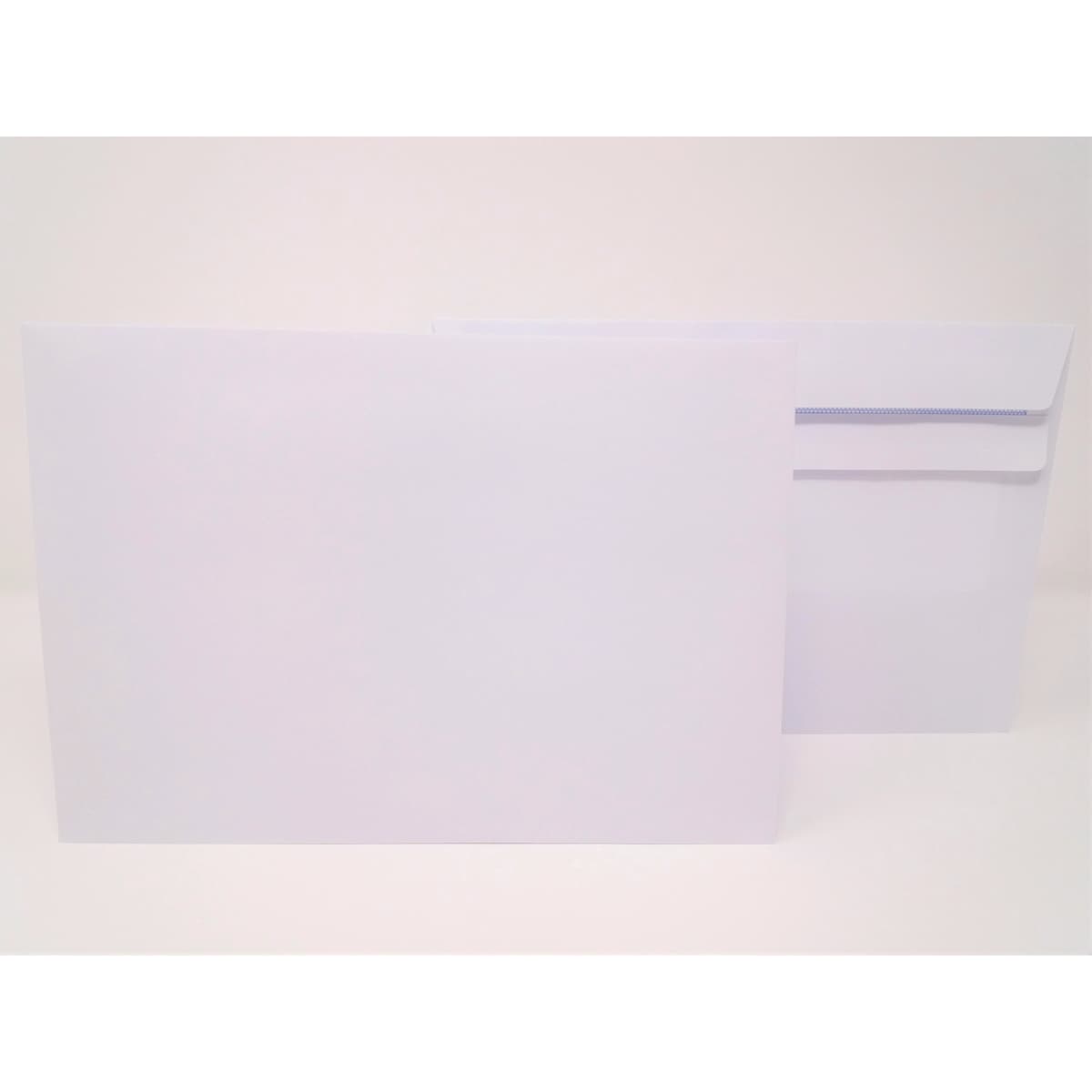 Lyreco White Envelopes C5 S/S 90gsm - Pack Of 500 1