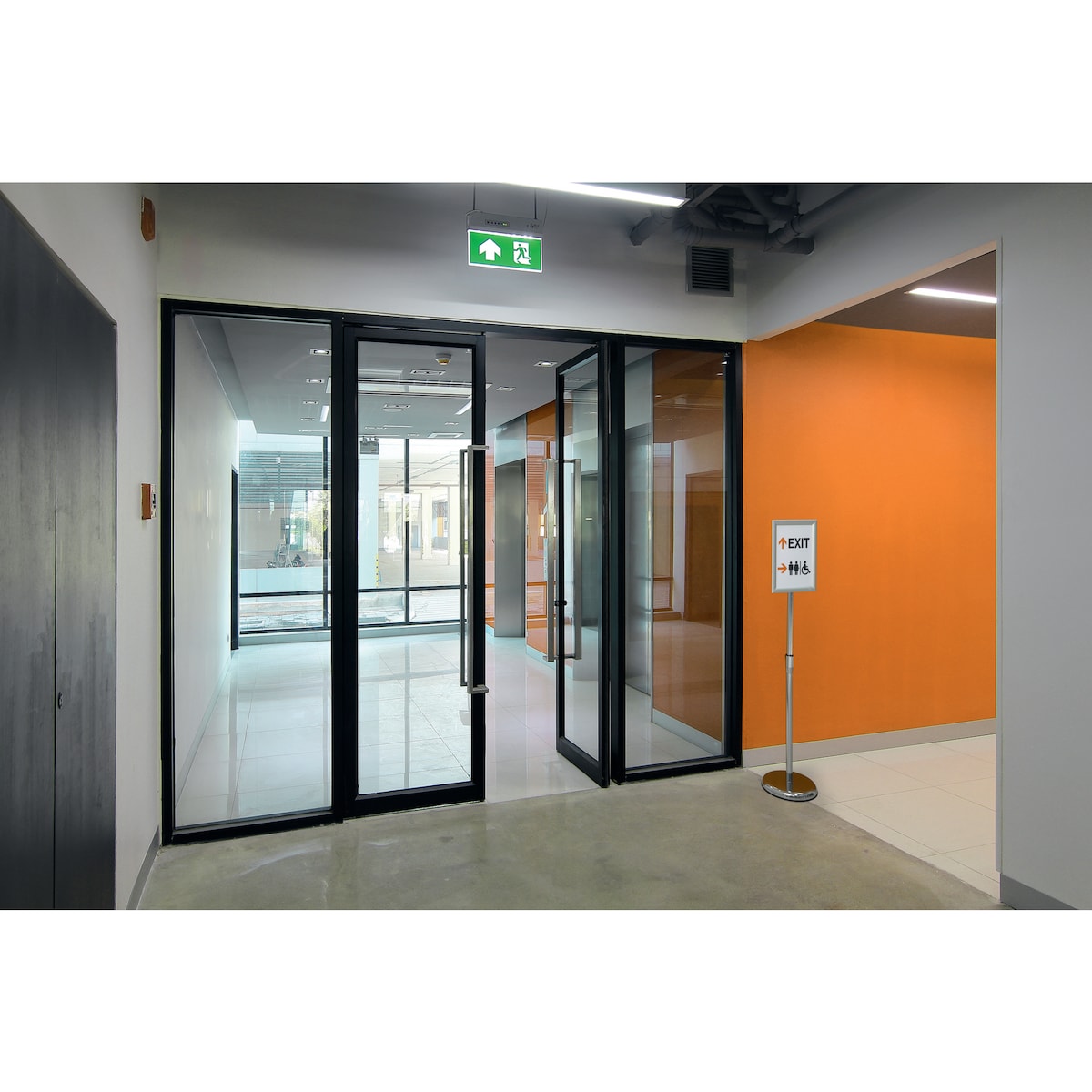 Durable Floor Stand with Aluminium Snap Frame Menu Poster Display A4 1