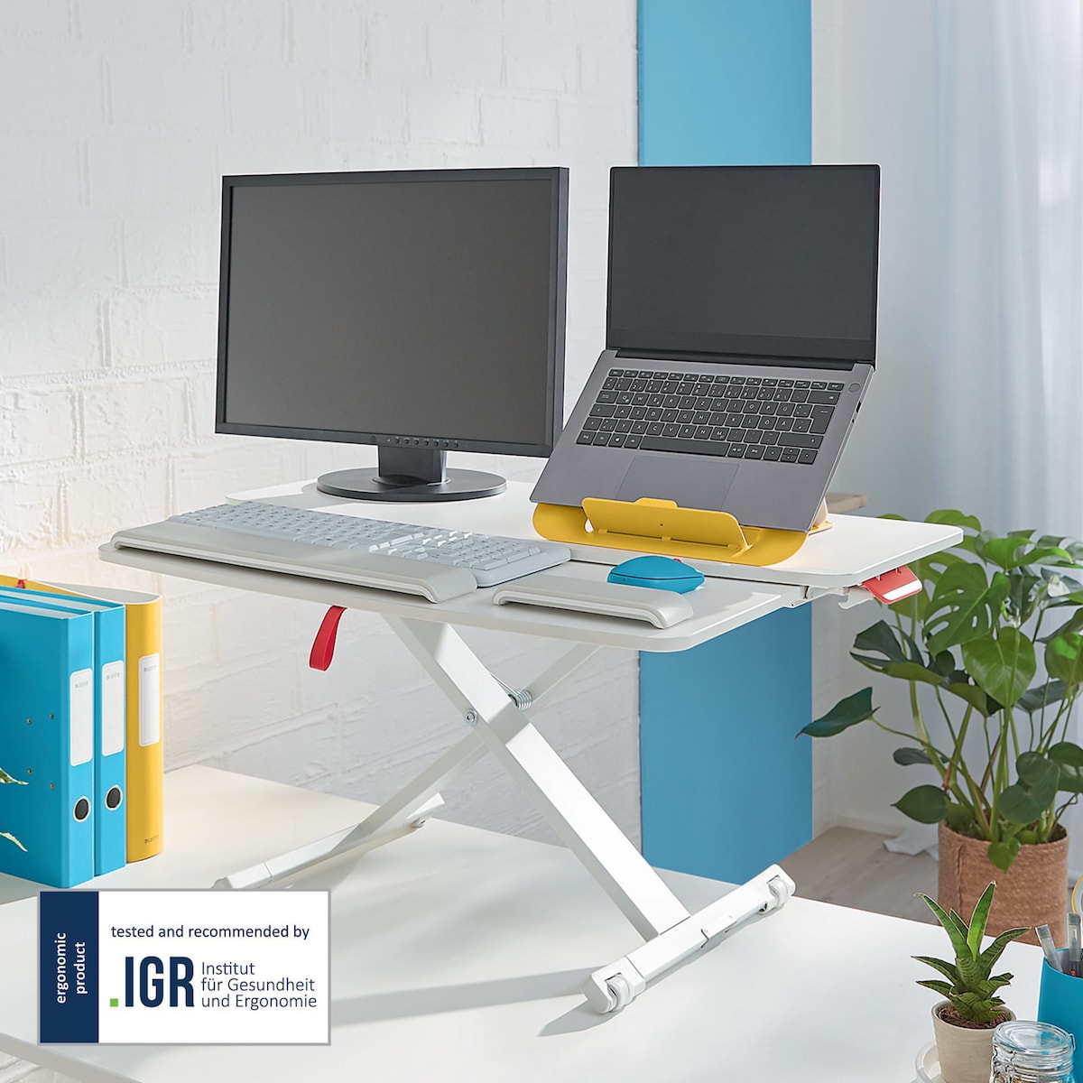 Leitz Ergo Cosy Sit/Stand Desk Converter with Sliding Tray- White 1